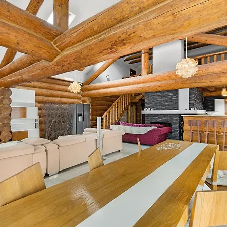 Luxusny Chalet , Βίλα *