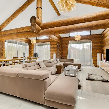 Luxusny Chalet , Βίλα Velka Lomnica